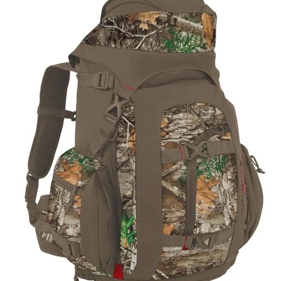 Other - Fieldline Pro Series 
Camo Outdoor Backpack
